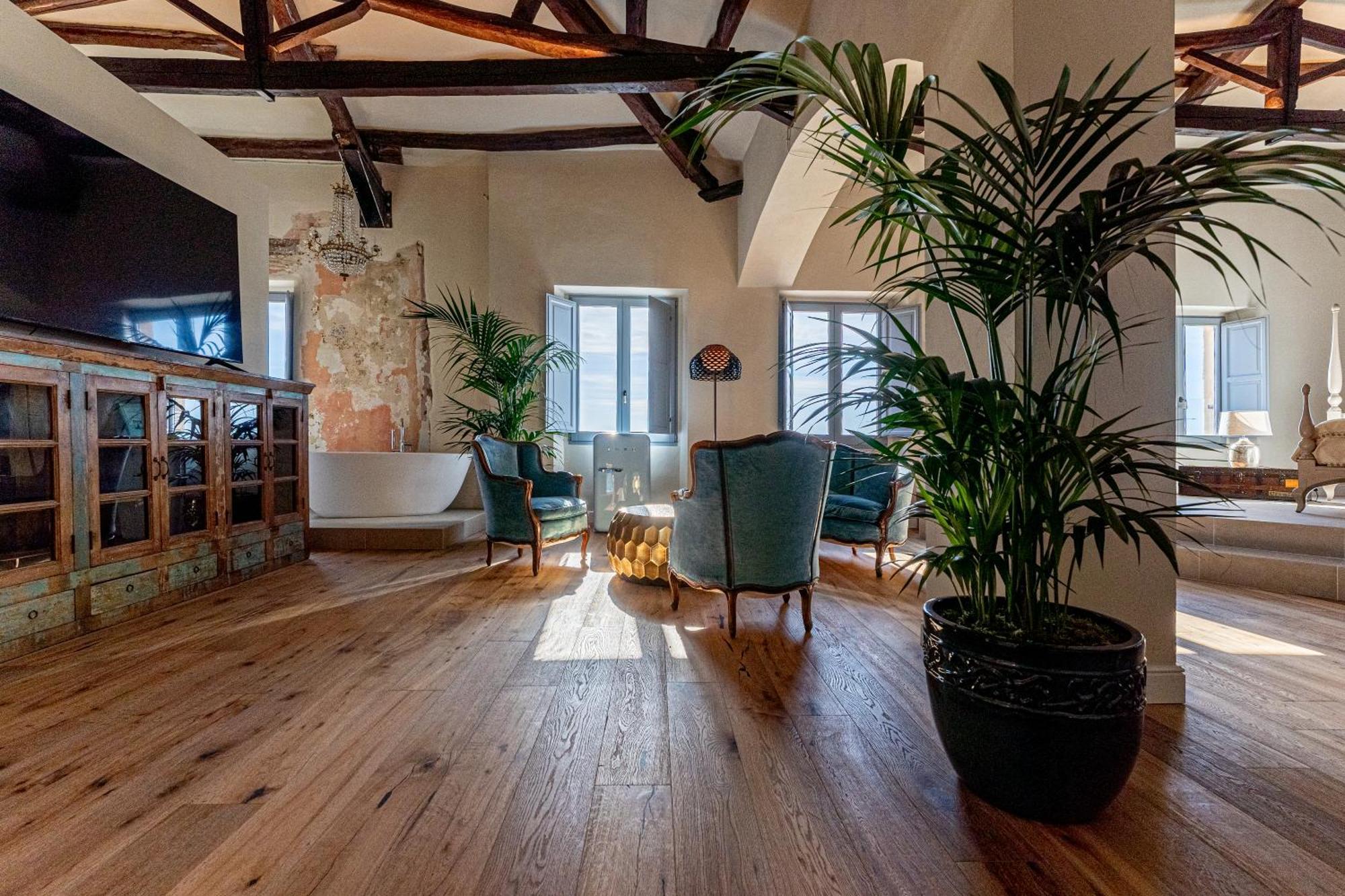 卡利亚里 Palazzo Boyl 1840酒店 外观 照片