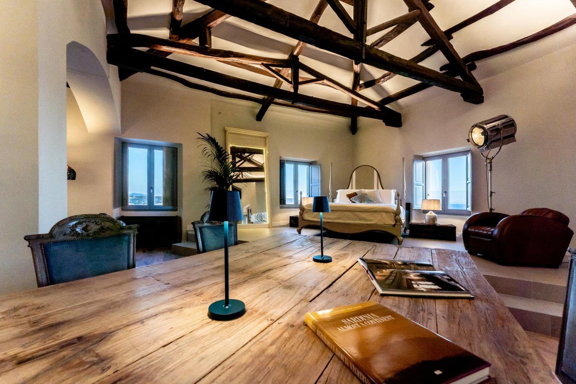 卡利亚里 Palazzo Boyl 1840酒店 外观 照片